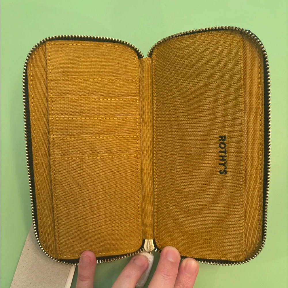 Rothy's grey mist continental wallet - Picture 2 of 2